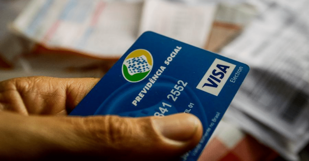 INSS beneficia aposentados e pensionistas com NOVA regra para empréstimos! Confira