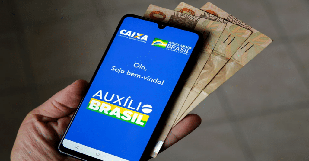 Receba até R$ 15 mil por vazamento de dados do auxílio Brasil! Não perca (Divulgação)