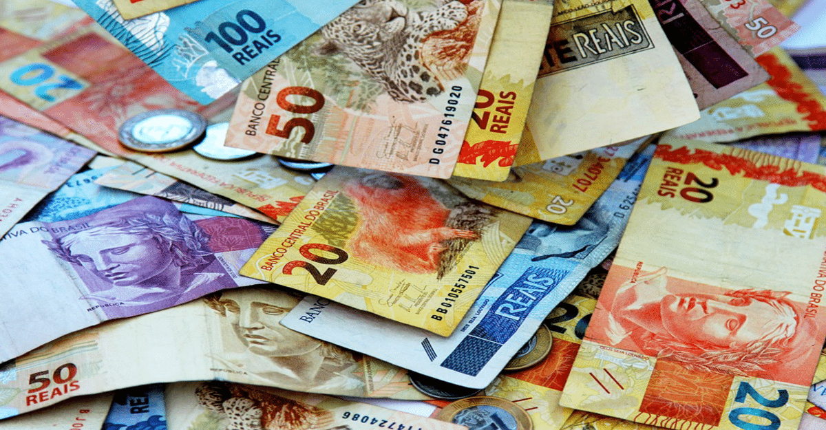 INSS confirma 13º salário para aposentados e pensionistas em 2024: Entenda mais!