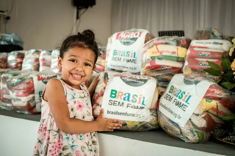 Programa "Brasil sem Fome" oferecerá R$1,5 bi em crédito para empreendimento! CONFIRA!