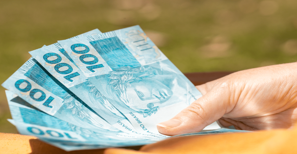 Bolsa Trabalho receba R$ 540 e a chance de ter qualificação e experiencia profissional!