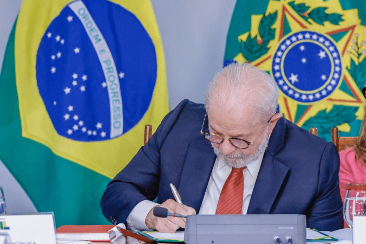 Lula nova lei cartão de crédito