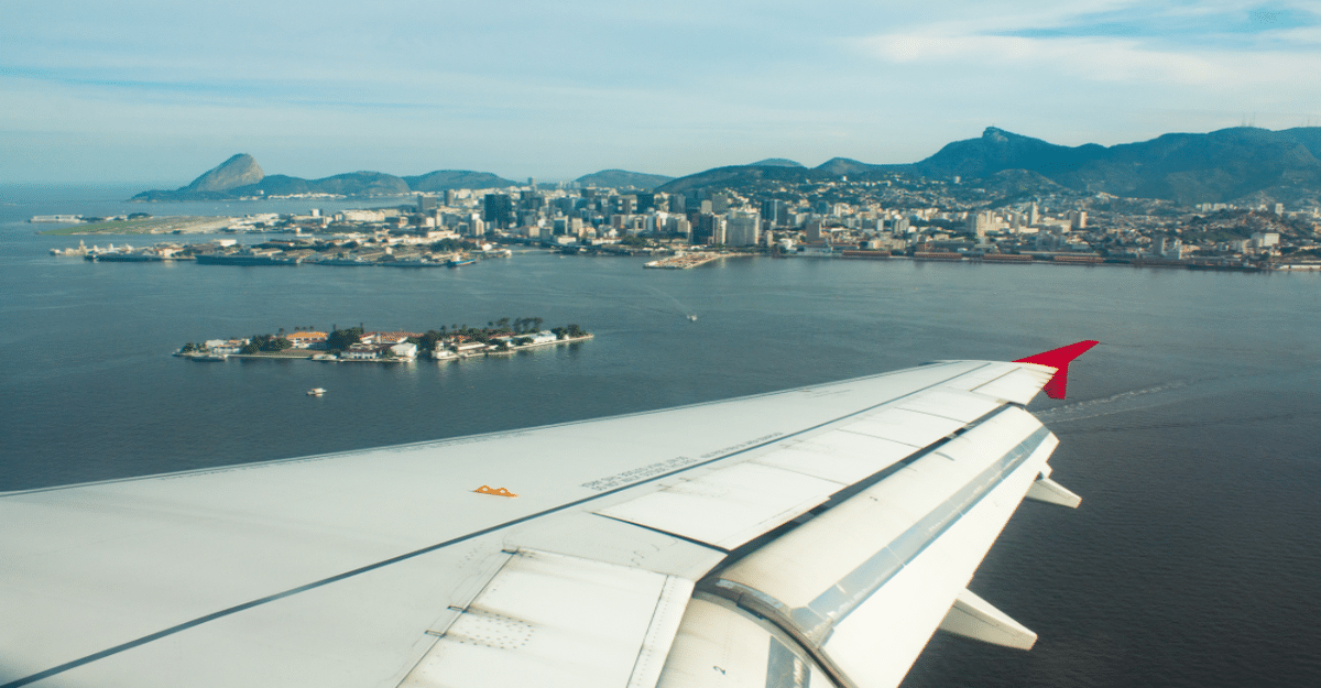 Governo LANÇA Voa Brasil! Passagens aéreas por R$ 600 para idosos e estudantes