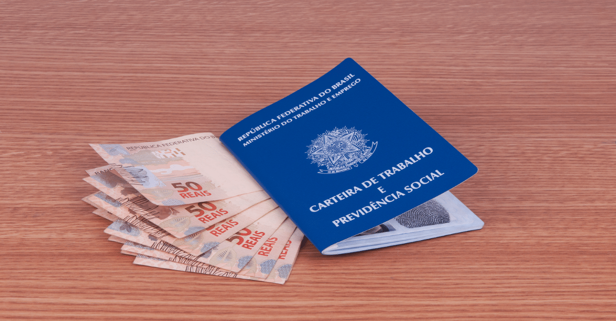 ANUNCIADO aumento do salário mínimo para R$ 1.640! Confira
