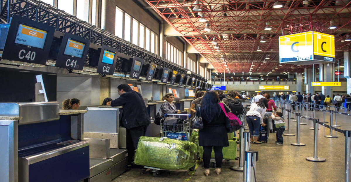 Governo anuncia PASSAGENS áreas até R$ 200! Conheça o Voa Brasil