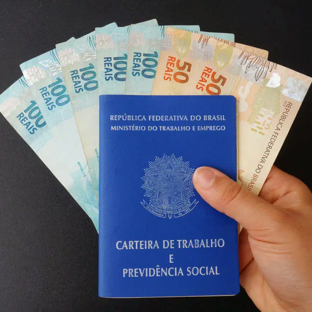 Salário Mínimo: Aumento Histórico Previsto para 2025!