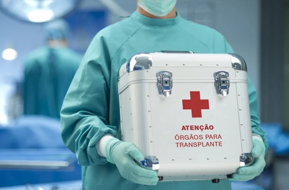 pacientes recebem doação de orgaos com hiv