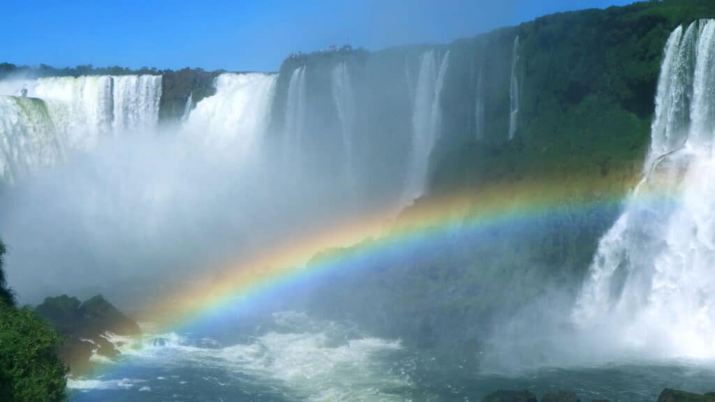 Foz do Iguaçu: Beleza Natural e Cultura na Tríplice Fronteira