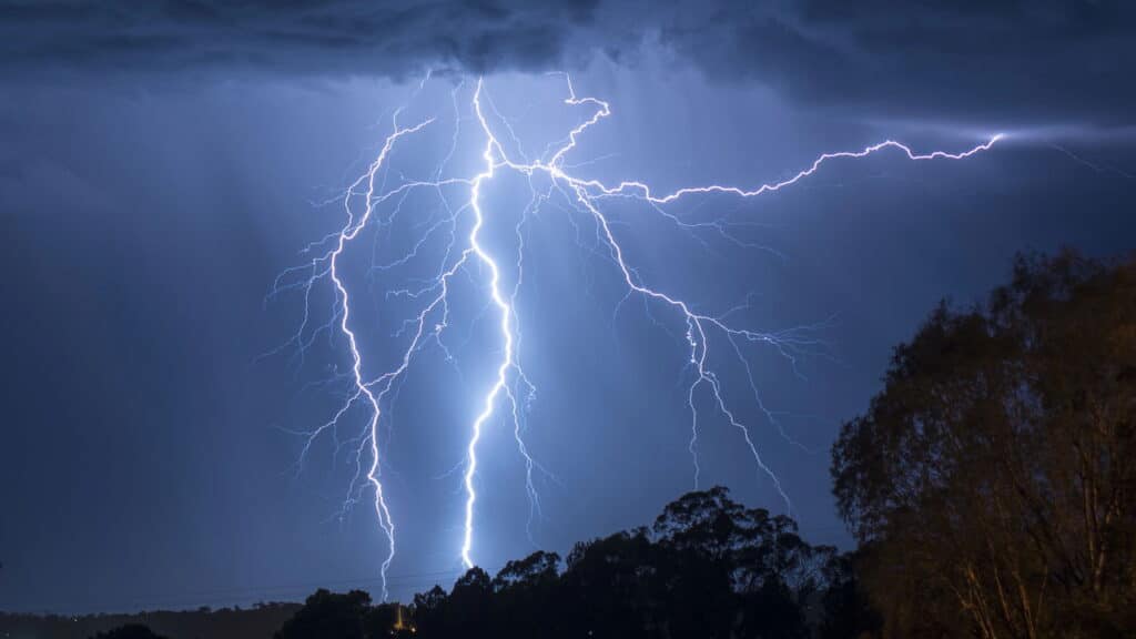 Tempestade afeta bairros em são caetano!