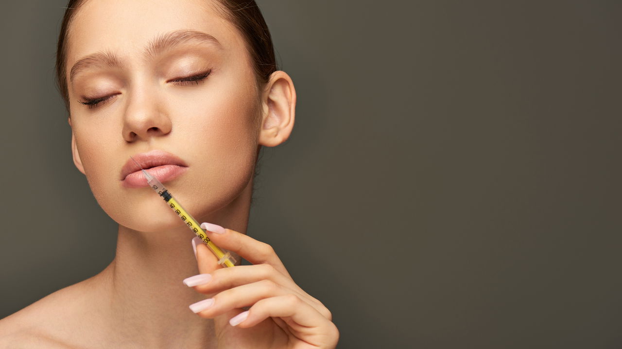 Preenchimento Labial com Ácido Hialurônico: Beleza e Harmonia para o Sorriso