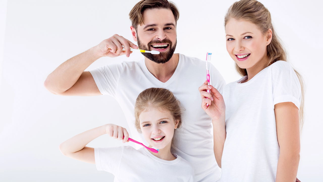 Dentes Brancos e Saudáveis: Hábitos Essenciais para um Sorriso Radiante