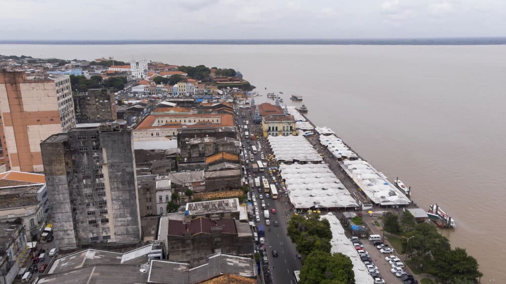 Belém: Onde a Chuva é Música, o Mercado é Alma e a Floresta é Vizinha