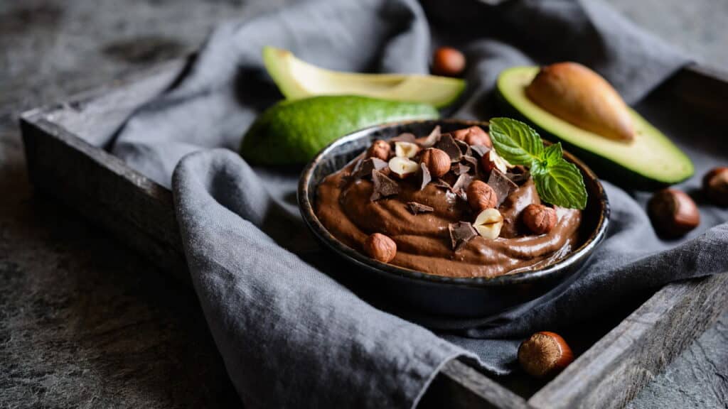 Creme de Abacate com Cacau: Sobremesa Saudável e Irresistível